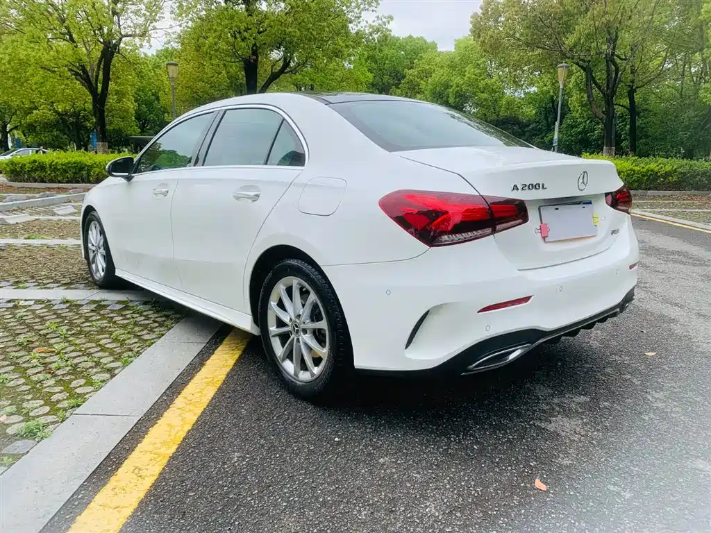 Mercedes-Benz A-Class 2020 A 200 L Sports Sedan купить на сайте DeffCars