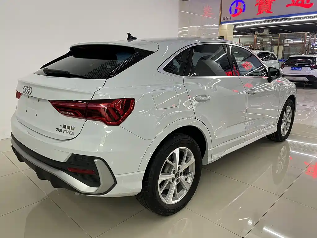 Audi Q3 Sportback 2022 35 TFSI Enterprising купить на сайте DeffCars