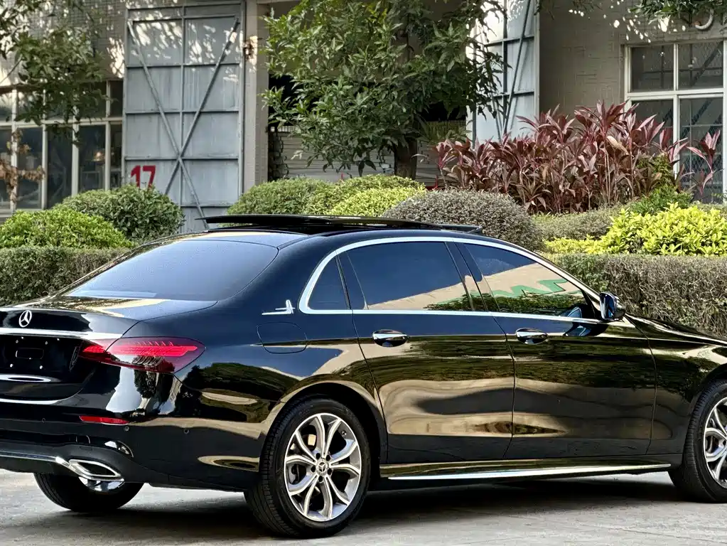 Mercedes-Benz E-Class 2022 E 300 L Luxury Model купить на сайте DeffCars