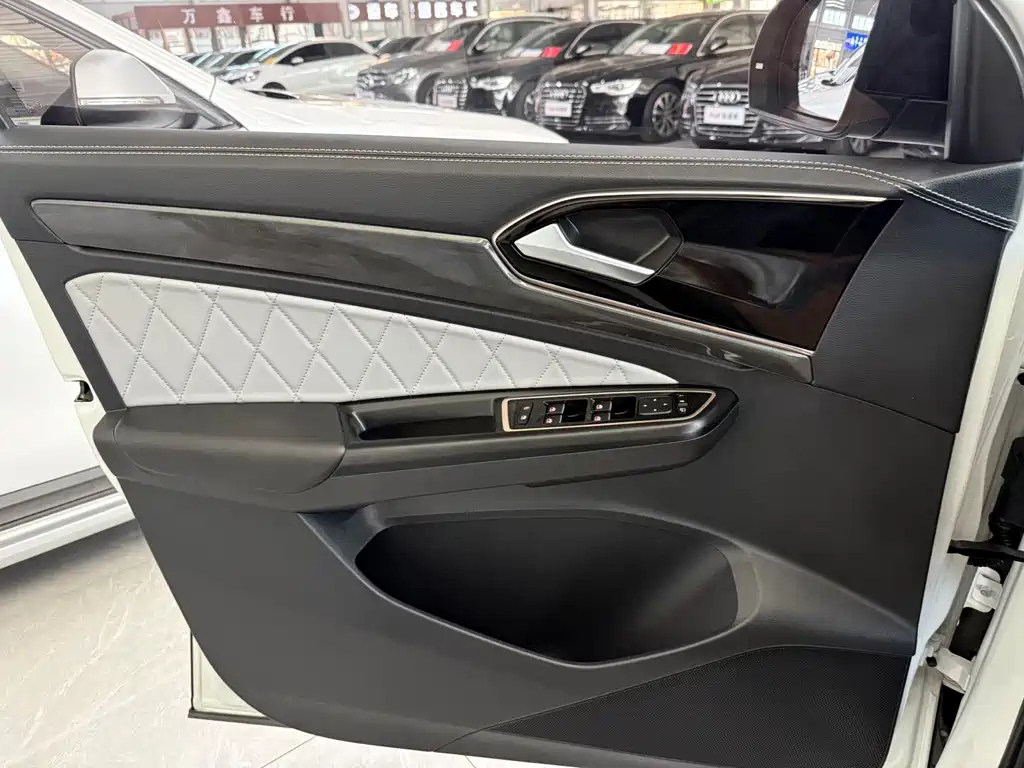 Jetta VS7 2022 280TSI automatic high-gloss enjoyment version купить на сайте DeffCars