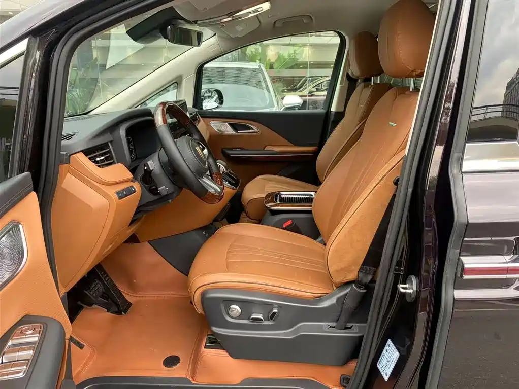 Hongqi HQ9 PHEV 2024 2.0T four-wheel drive luxury version купить на сайте DeffCars