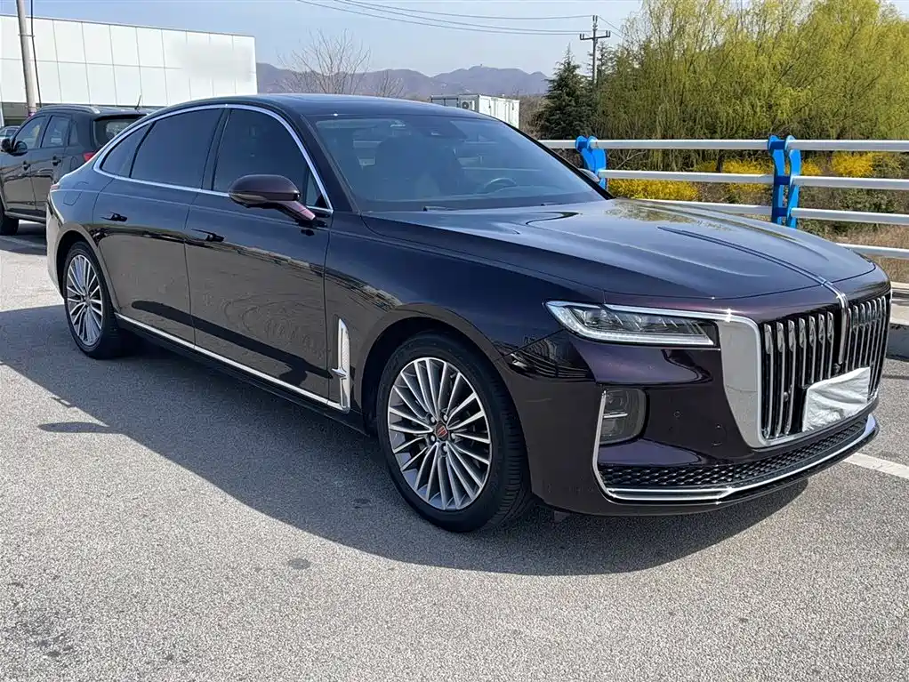 Hongqi H9 2020 2.0T Zhilian Flagship Edition купить на сайте DeffCars