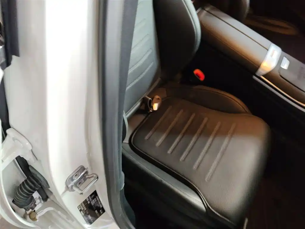 Mercedes-Benz C-Class 2024 C 200 L Sports Edition купить на сайте DeffCars