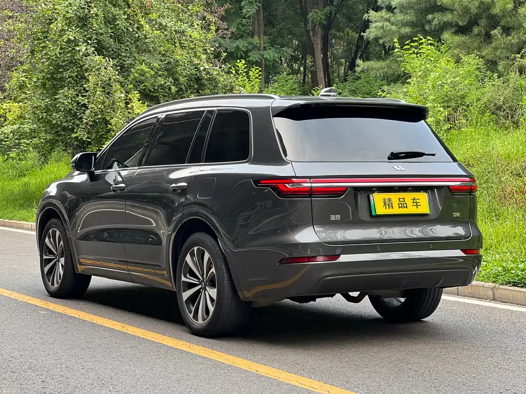 Ideal ONE 2021 extended range 6-seater version купить на сайте DeffCars