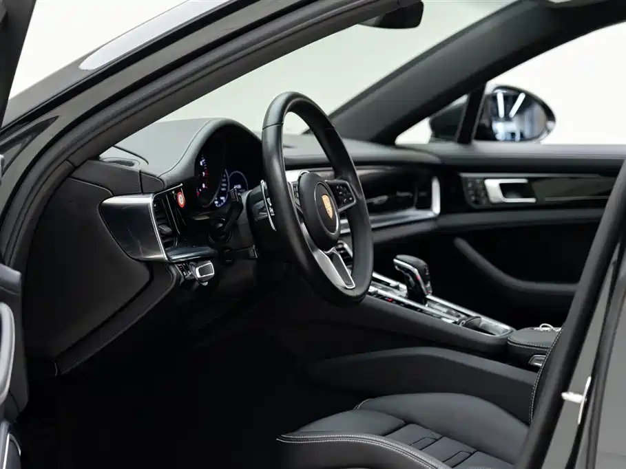 Panamera 2020 Panamera 10th Anniversary Edition 2.9T купить на сайте DeffCars