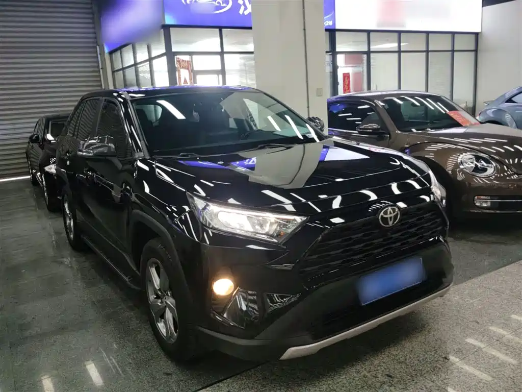 RAV4 Rongfang 2021 2.0L CVT two-wheel drive fashion PLUS version купить на сайте DeffCars