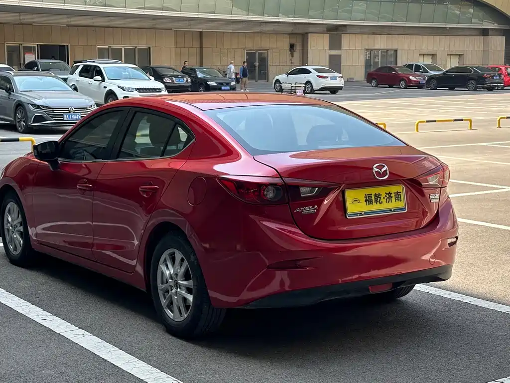 Mazda3 Angkesela 2016 sedan 1.5L automatic comfort type купить на сайте DeffCars