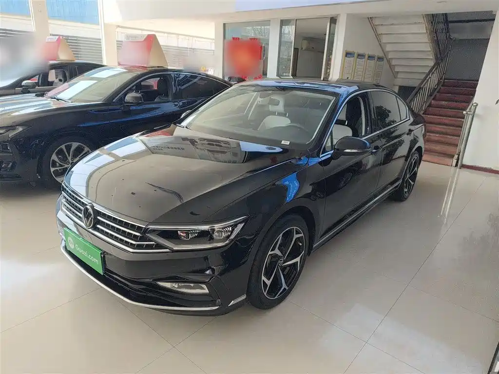 Magotan 2025 model facelift public model 330TSI DSG luxury model купить на сайте DeffCars