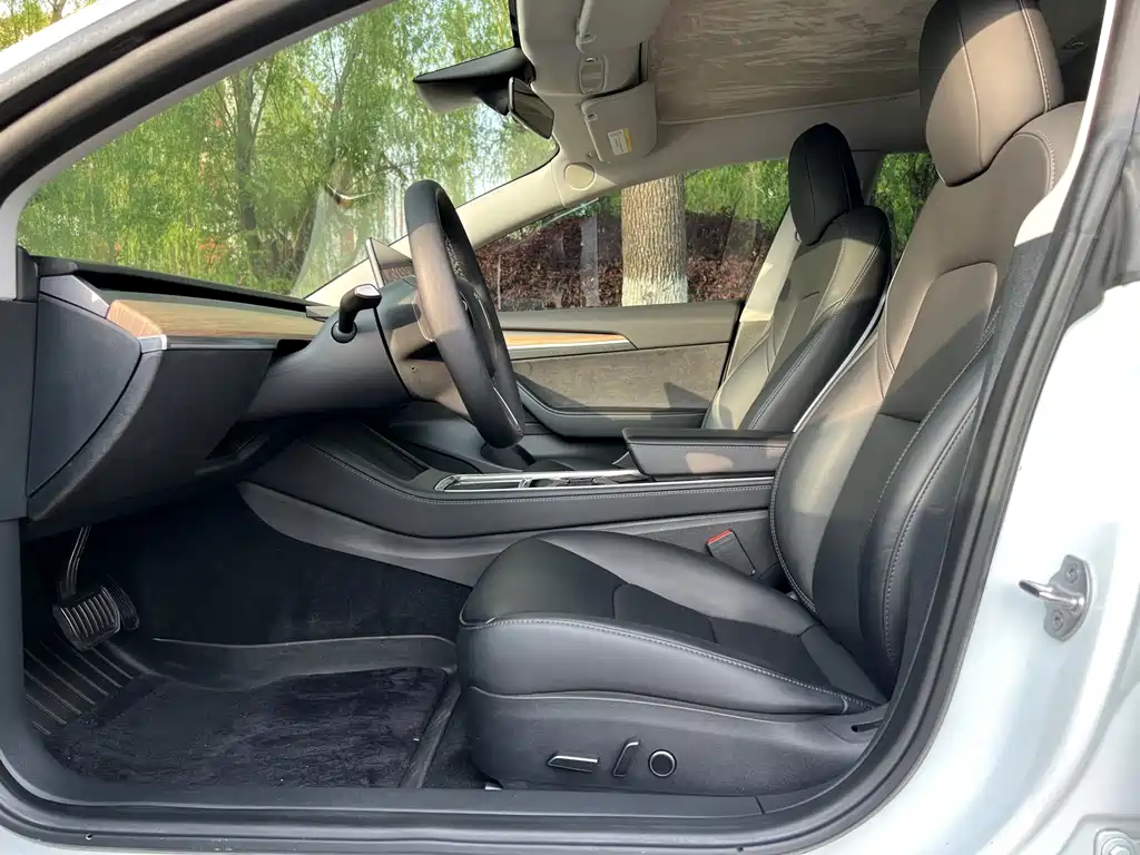 Model 3 2021 standard range rear drive upgraded version 3D6 купить на сайте DeffCars