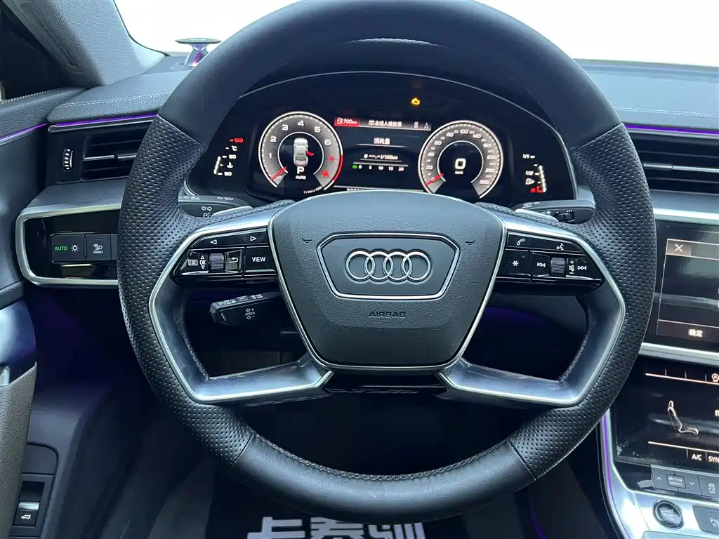 Audi A7L 2024 45TFSI S-line Dream Building Liquid Crystal Package купить на сайте DeffCars