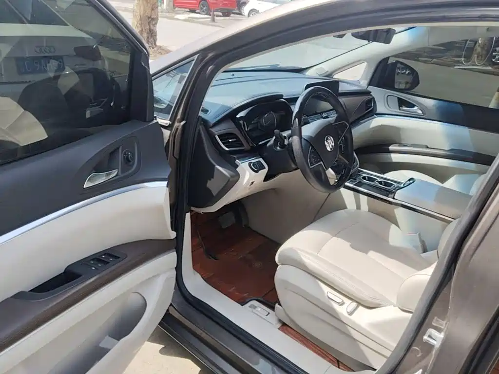 Buick GL8 2021 Land Business Class 652T Smart Luxury купить на сайте DeffCars