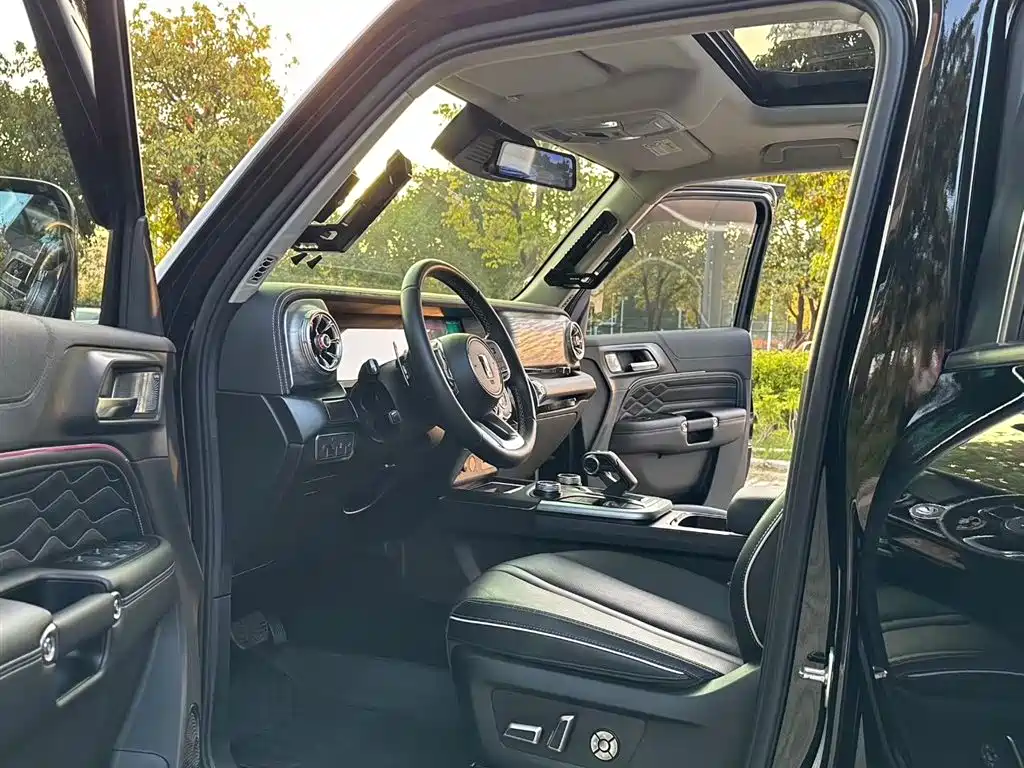 Tank 300 2023 City Edition 2.0T Very Stylish купить на сайте DeffCars