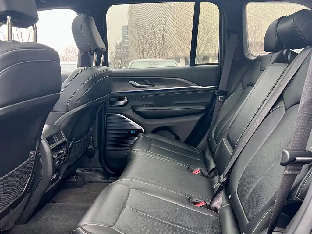 Grand Cherokee 4xe imported 2023 4xe Yuanfeng version купить на сайте DeffCars