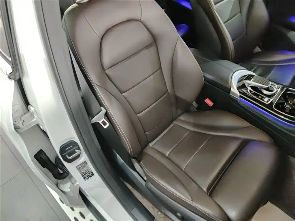 Mercedes-Benz GLC 2019 GLC 260 4MATIC luxury model купить на сайте DeffCars