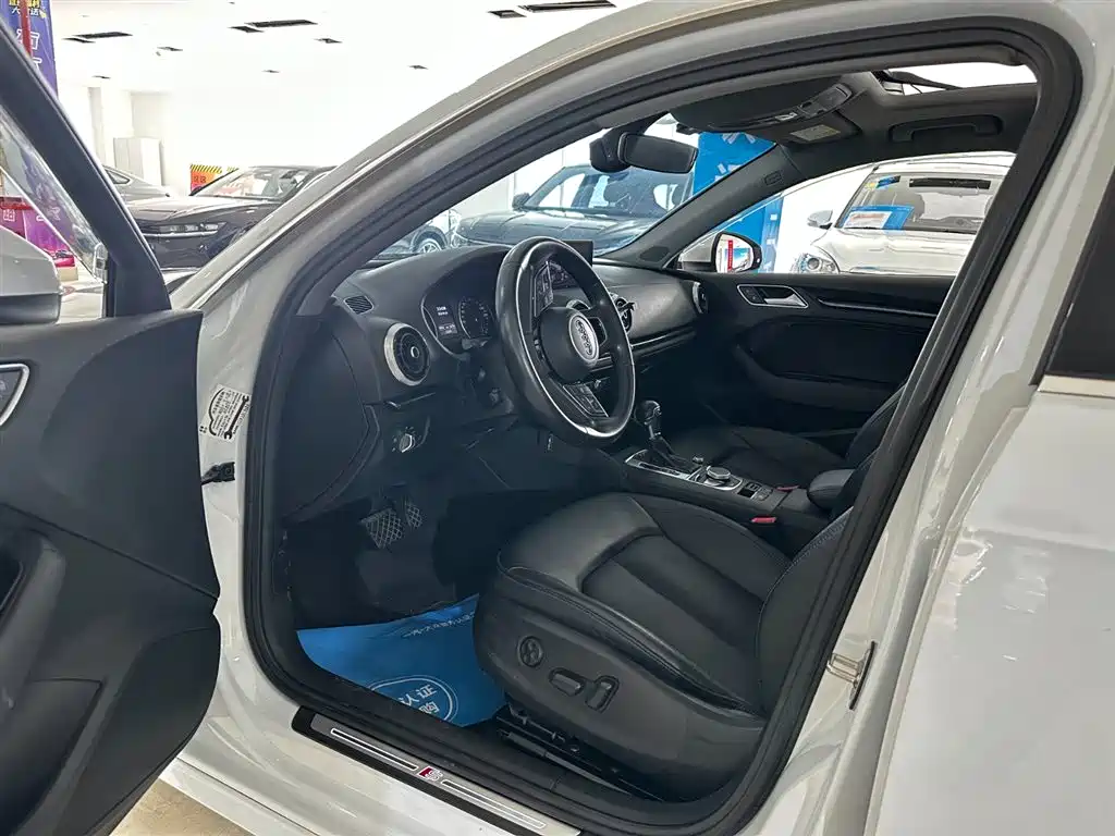 Audi A3 2020 Sportback 35 TFSI Fashion Type National VI купить на сайте DeffCars