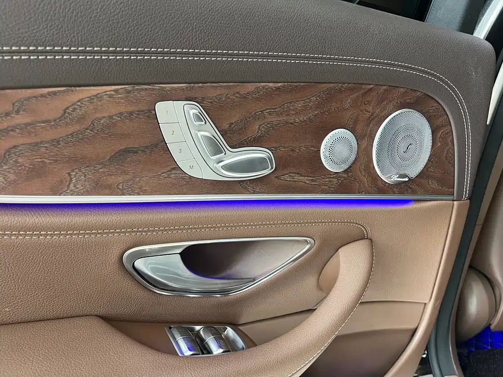 Mercedes-Benz E-Class 2020 Facelift E 300 L Special Edition купить на сайте DeffCars