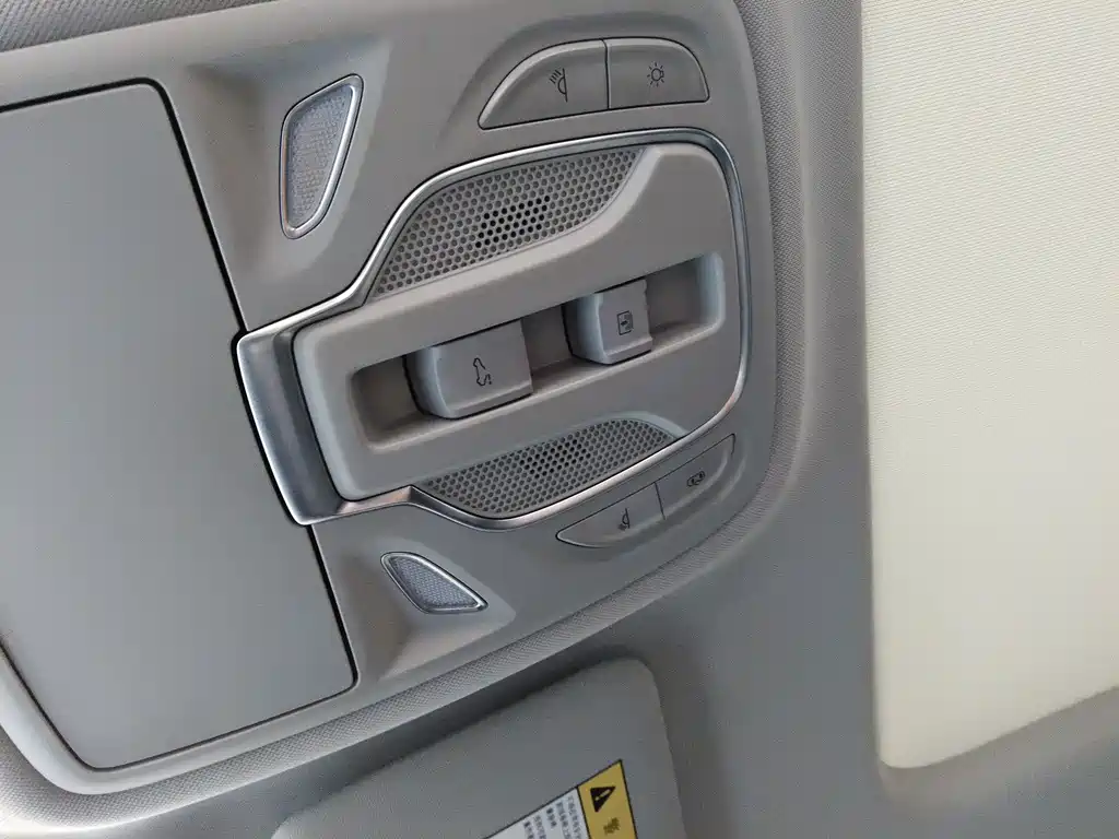 Roewe RX5 2022 330TGI automatic national fashion version купить на сайте DeffCars