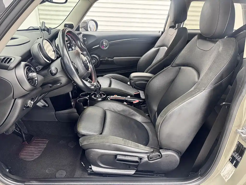 MINI 2019 2.0T COOPER S Artist купить на сайте DeffCars