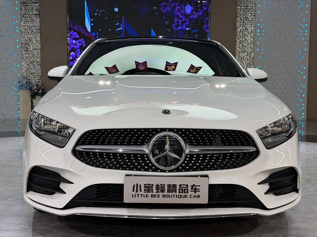 Mercedes-Benz A-Class 2020 facelift A 180 L sports sedan купить на сайте DeffCars