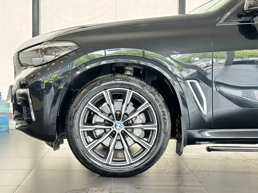 BMW X5 2022 facelift xDrive 30Li M sports package купить на сайте DeffCars