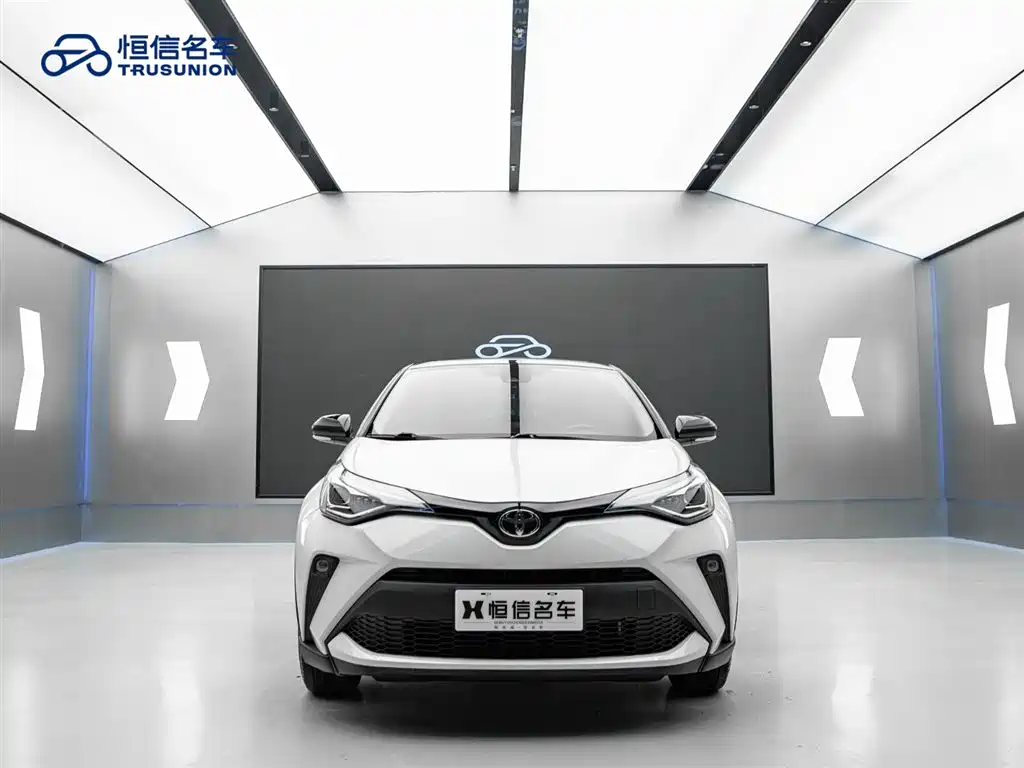 Toyota C-HR 2021 2.0L Luxury Edition купить на сайте DeffCars