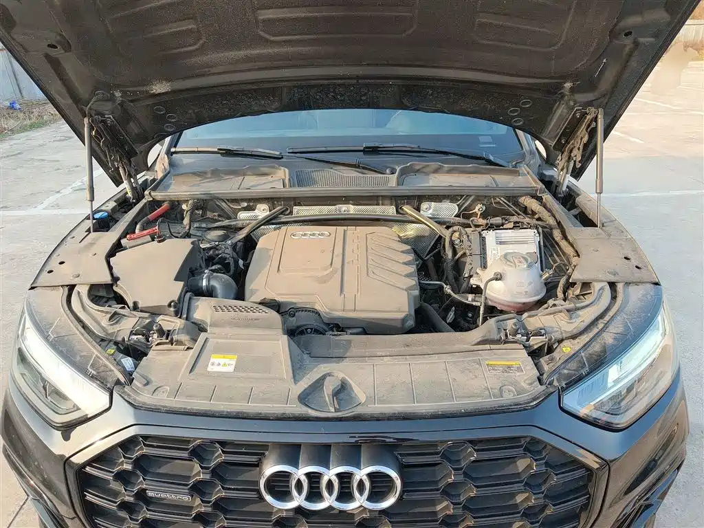 Audi Q5L 2024 40 TFSI luxury and dynamic model купить на сайте DeffCars