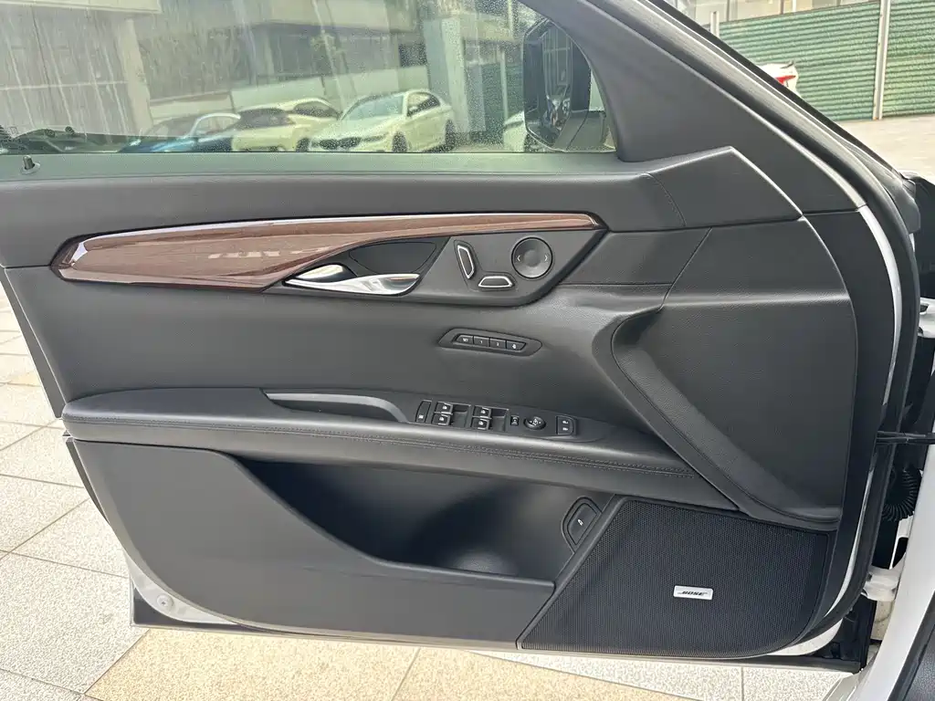 Cadillac CT6 2021 28T Elite купить на сайте DeffCars