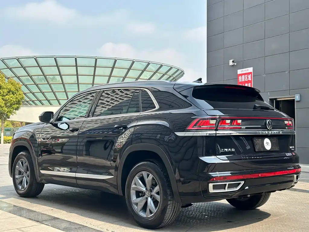 Touron 2024 Touron X 380TSI four-wheel drive luxury version купить на сайте DeffCars