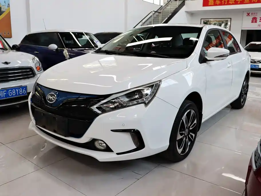 Qin New Energy 2016 Qin EV300 Honor Type купить на сайте DeffCars