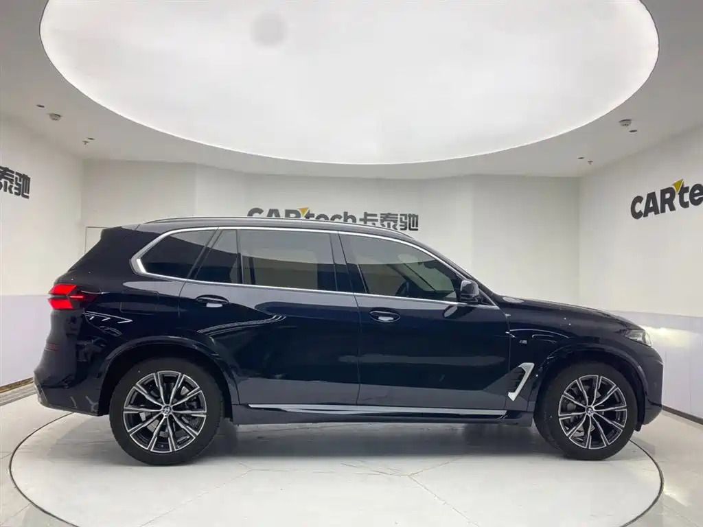BMW X5 2023 xDrive 30Li M Sports Package купить на сайте DeffCars