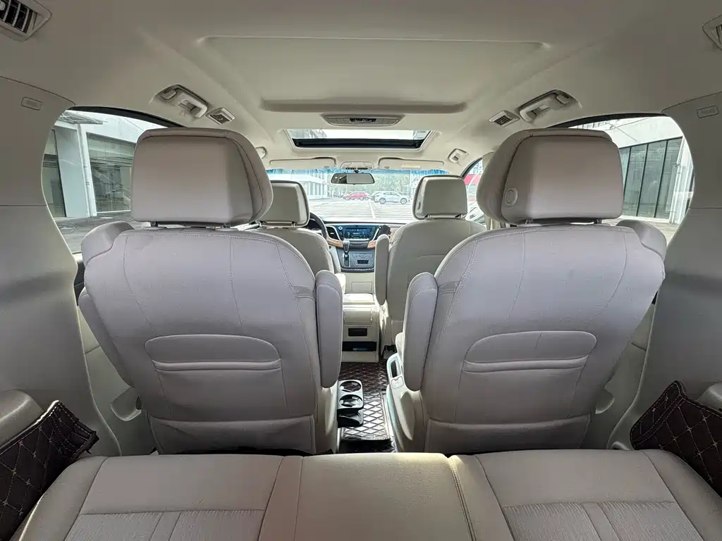 Buick GL8 2017 ES 28T Comfort Type National V купить на сайте DeffCars