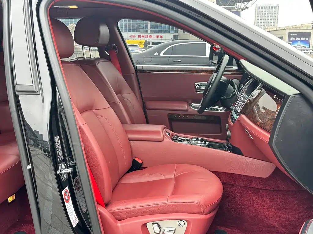 Ghost 2010 6.6T Standard Edition купить на сайте DeffCars