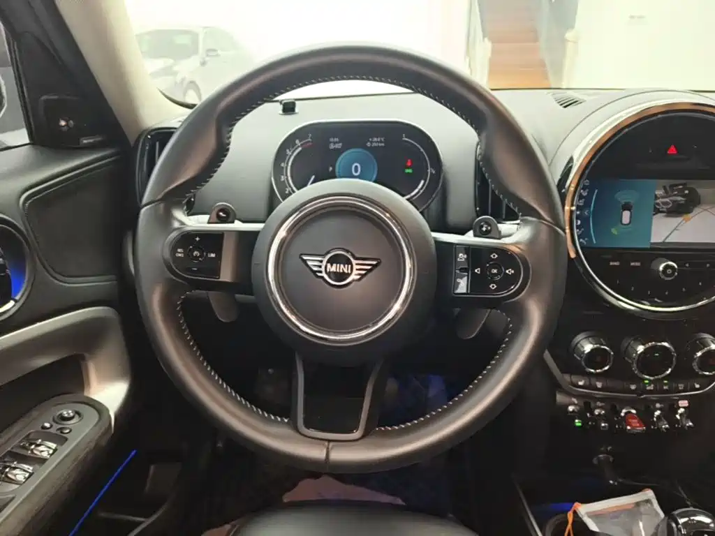MINI COUNTRYMAN 2023 facelift 2.0T COOPER S ALL4 connoisseur купить на сайте DeffCars
