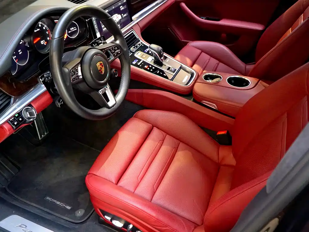 Panamera 2017 Panamera Turbo Executive Extended Edition 4.0T купить на сайте DeffCars