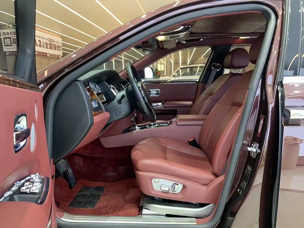 Ghost 2014 6.6T Standard Edition купить на сайте DeffCars