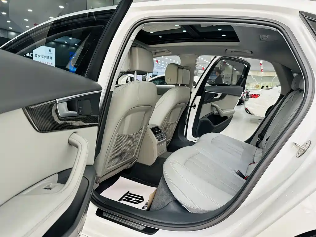 Audi A4L 2020 40 TFSI luxury and elegant model купить на сайте DeffCars