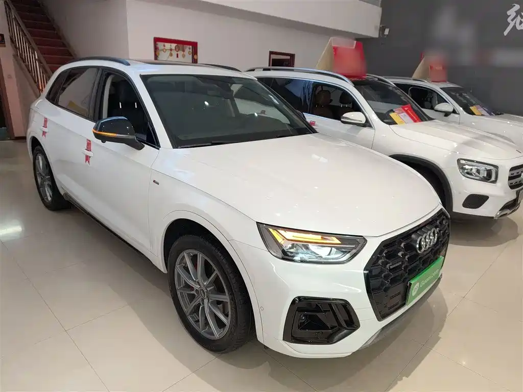 Audi Q5L 2022 facelift 40T luxury and dynamic model купить на сайте DeffCars