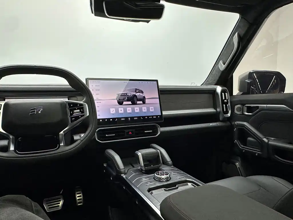 Jietu Traveler 2023 2.0T four-wheel drive crossover PRO+ купить на сайте DeffCars