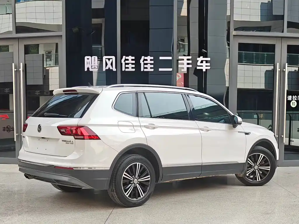 Tiguan L 2019 330TSI automatic two-wheel drive panoramic comfort version National VI купить на сайте DeffCars