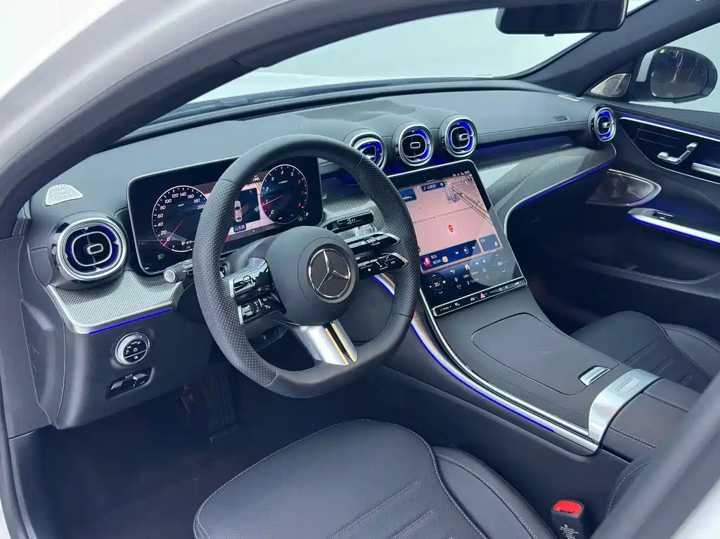 Mercedes-Benz C-Class 2025 facelift C 260 L sports version купить на сайте DeffCars