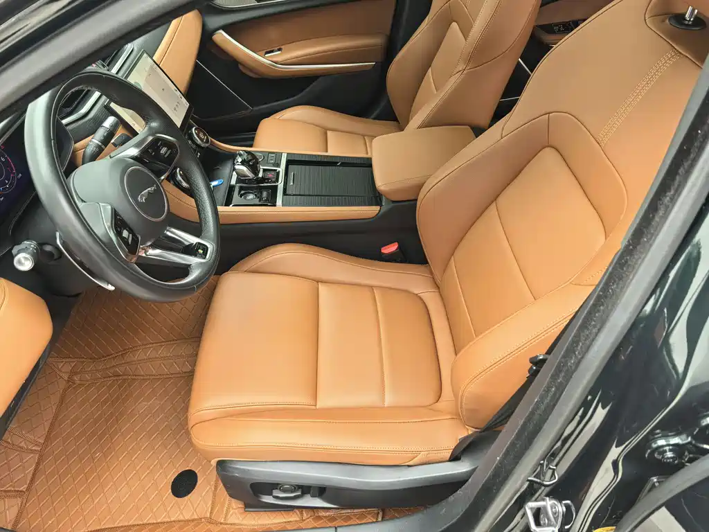 Jaguar XFL 2022 XFL 2.0T P250 two-wheel drive elite sports version купить на сайте DeffCars