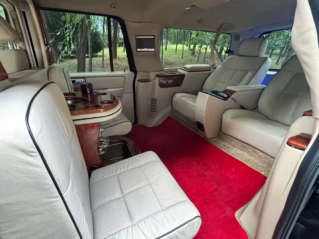 Navigator 2010 5.4L AWD купить на сайте DeffCars