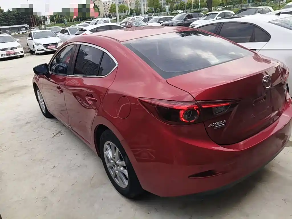 Mazda Axela 2017 sedan 1.5L automatic luxury model National V купить на сайте DeffCars