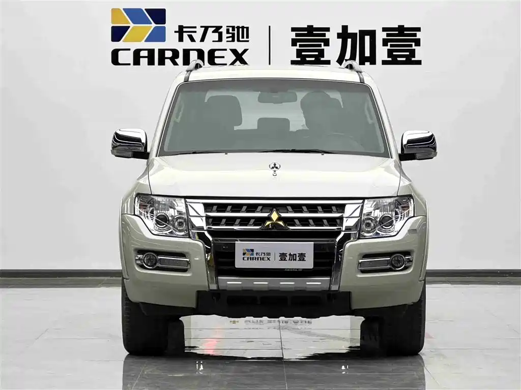 Pajero imported 2020 3.0L automatic standard version купить на сайте DeffCars