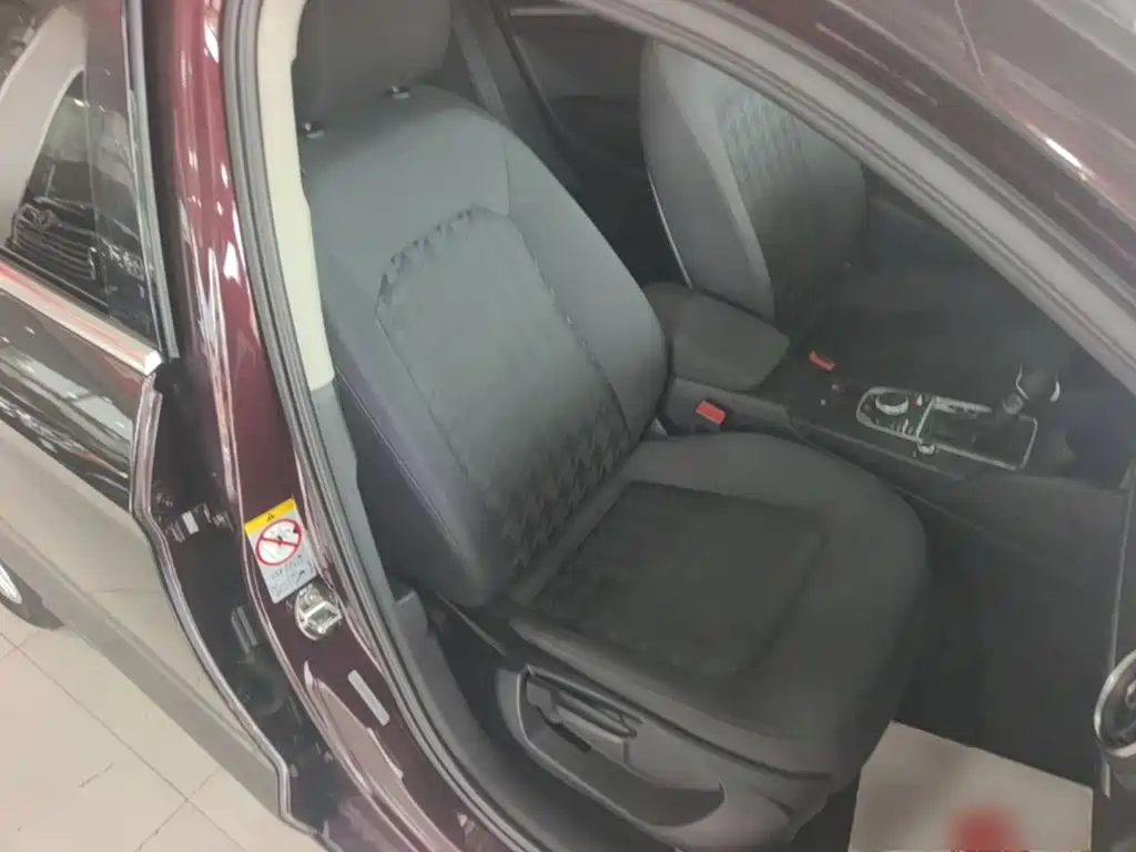 Audi A3 2016 Limousine 35 TFSI Enterprising купить на сайте DeffCars