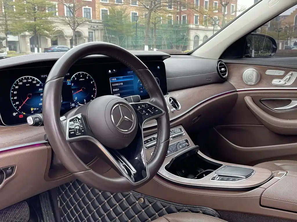 Mercedes-Benz E-Class 2023 facelift E 300 L luxury model купить на сайте DeffCars