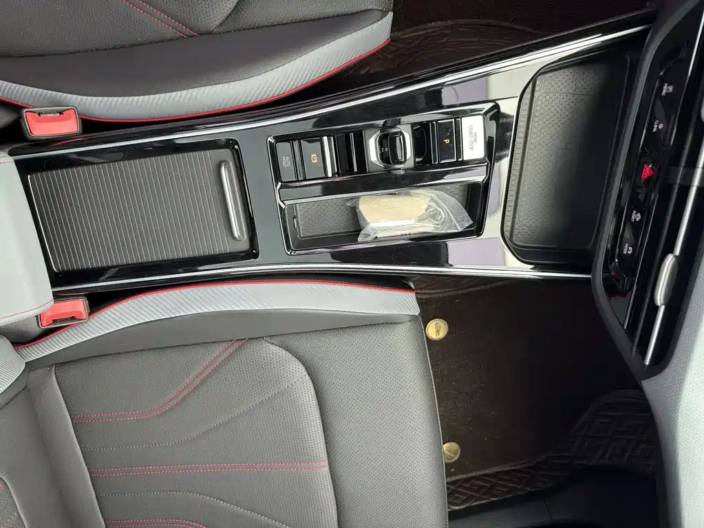 Lamando 2023 Lamandol 280TSI DSG Spicy Edition купить на сайте DeffCars