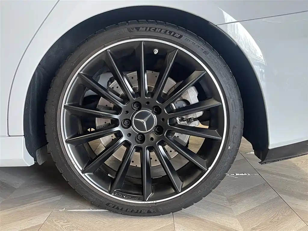 Mercedes-Benz A-Class AMG 2020 AMG A 35 L 4MATIC купить на сайте DeffCars