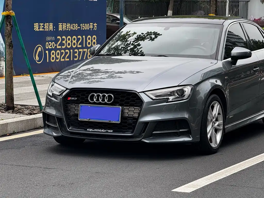 Audi A3 2018 30th Anniversary Limousine 35 TFSI Fashion купить на сайте DeffCars