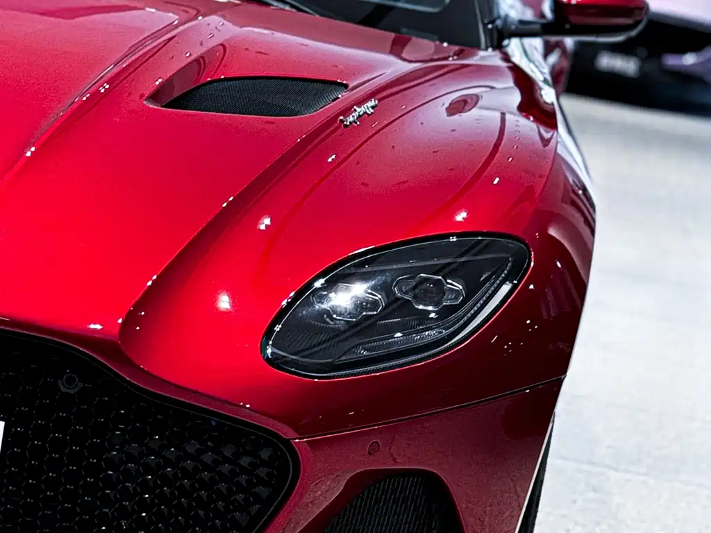 Aston Martin DBS 2019 DBS Superleggera V12 Coupe купить на сайте DeffCars